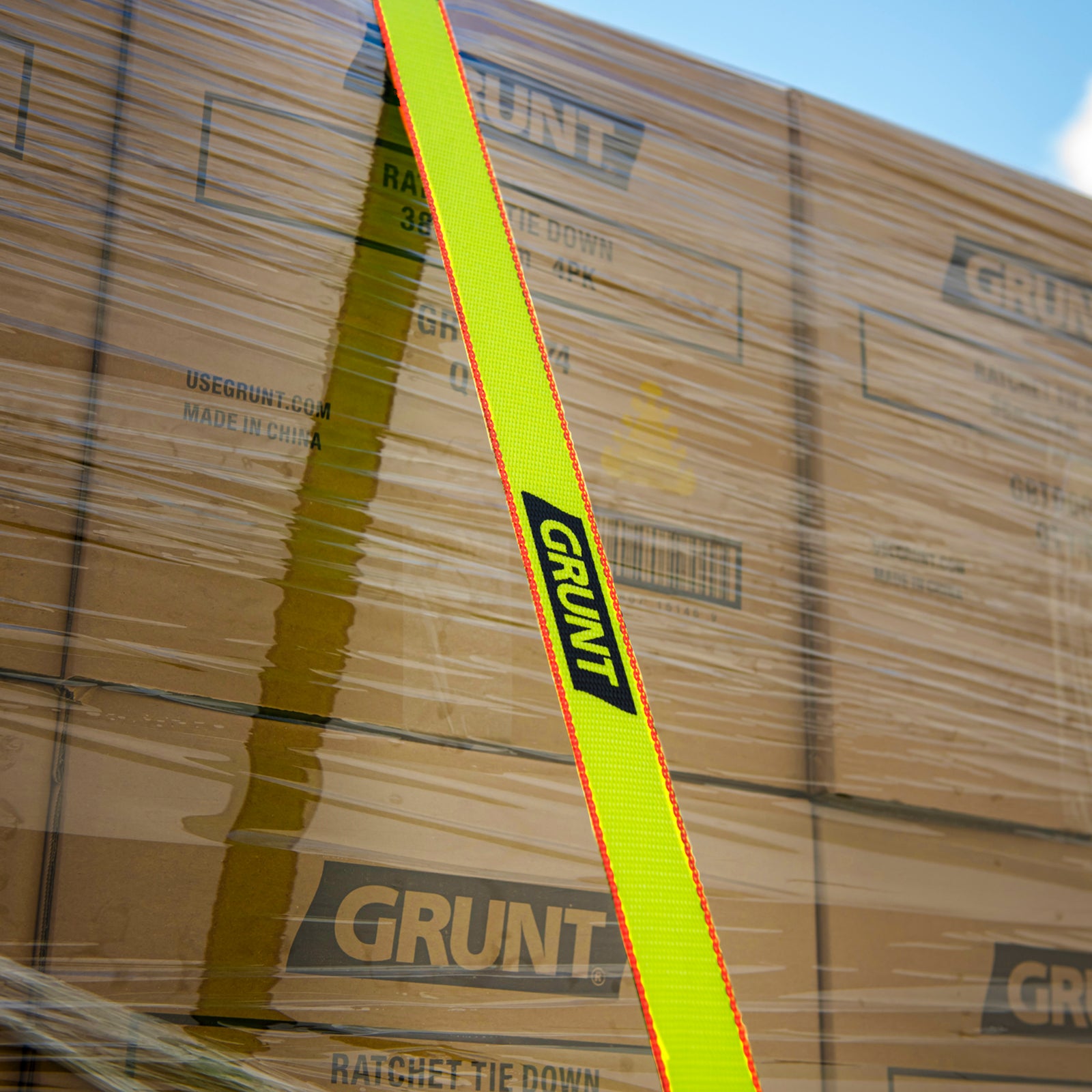 GRUNT Ezi-Load 35mm x 5m Green Ratchet Tie Down 2-Pack – mid-width Ezi-Load ratchet straps for easy single-hand use when securing motorcycles and medium cargo on trailers. Available at Bunnings NZ.