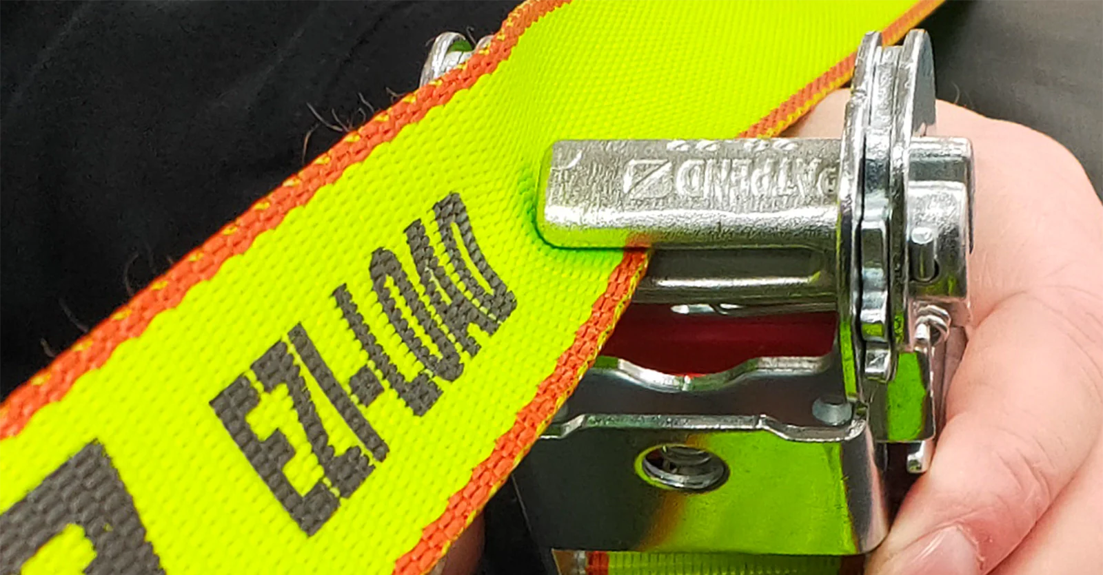 NEW GRUNT EZI-LOAD Ratchet Tie-Downs