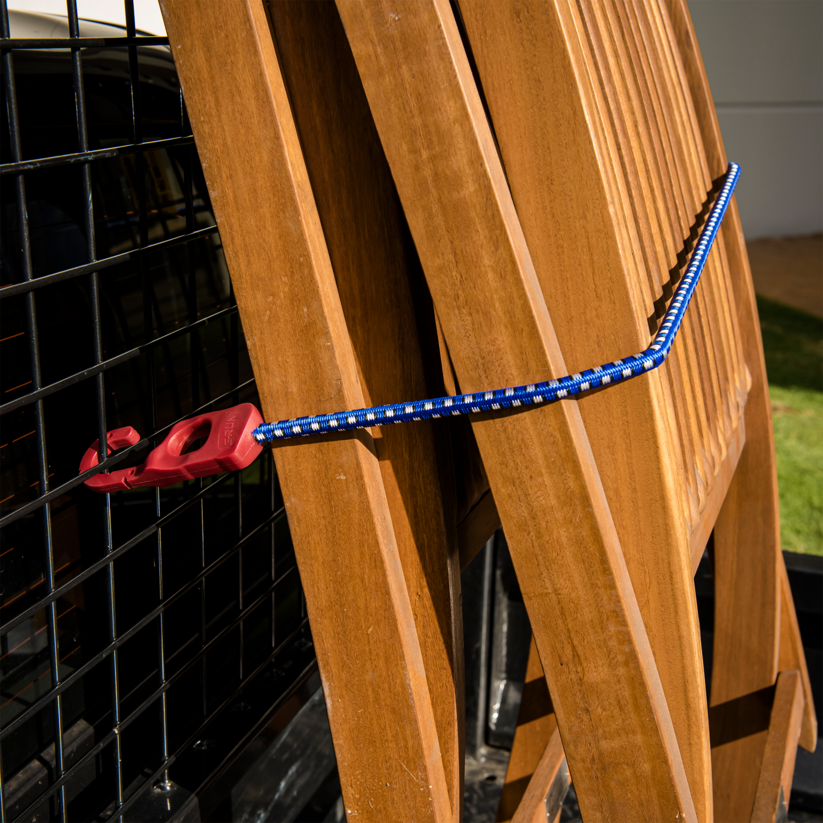 GRUNT 1000mm Blue and Black Octopus Tie Down Straps 2-Pack – multi-hook elastic straps for securing camping gear, bikes, and loads to racks and trailers. Versatile and easy to attach. Available at Bunnings AU and NZ.