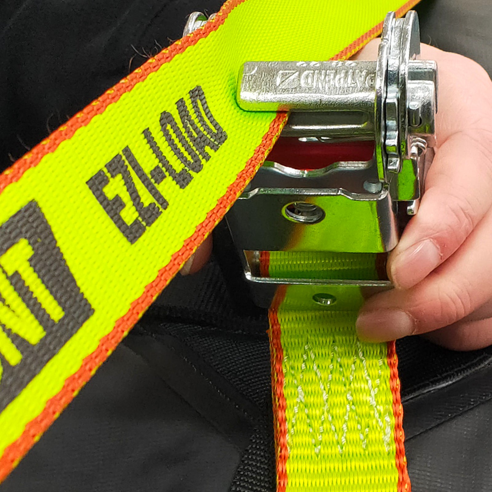 GRUNT Ezi-Load 25mm x 4m Green Ratchet Tie Down 2-Pack – easy-to-use ratchet straps with the Ezi-Load system for single-hand operation. Ideal for bikes and light cargo. Available at Bunnings AU and NZ.