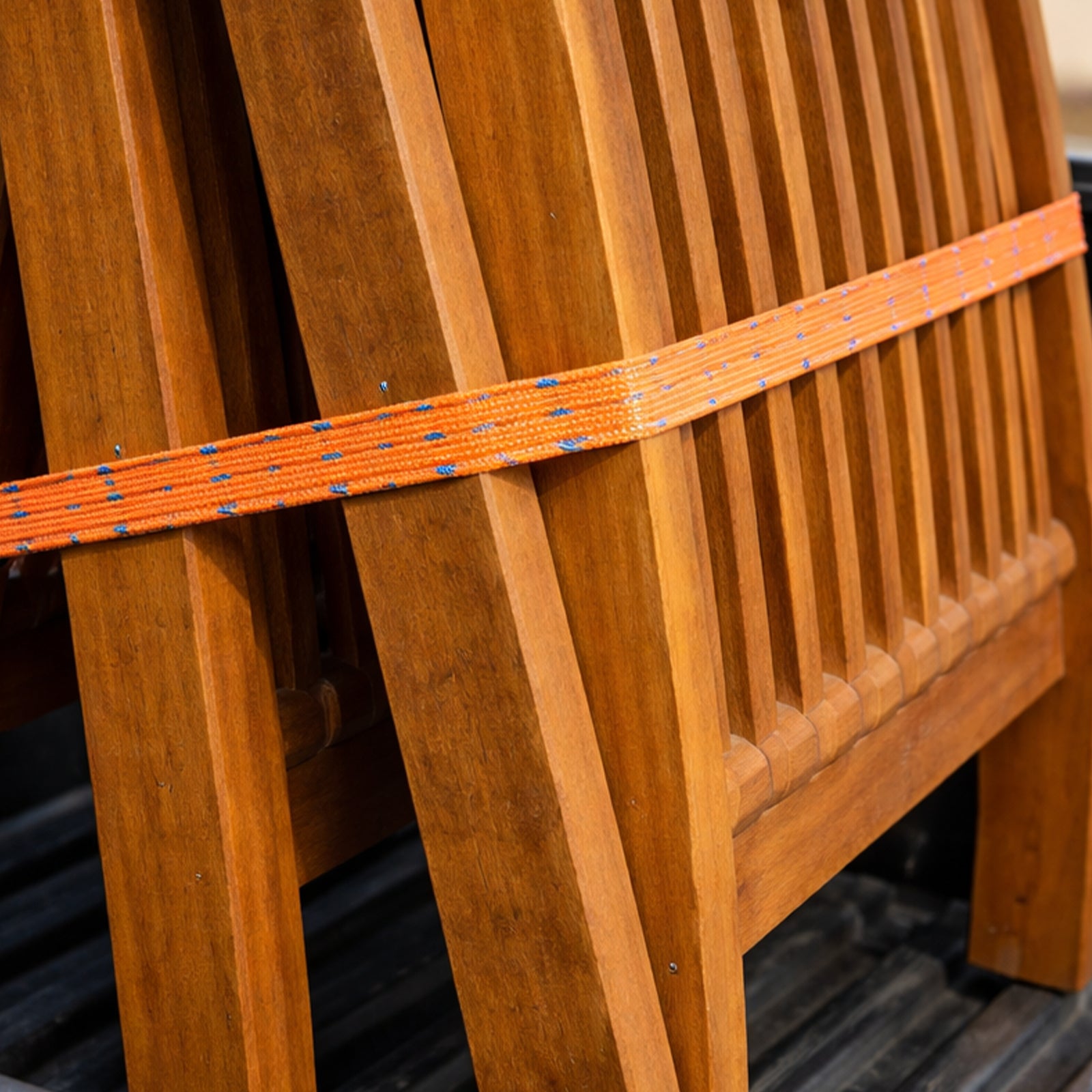 GRUNT 60cm Fluro Green Reflecta Flat Bungee Strap – high-visibility flat bungee strap for securing loads on bikes, trailers, and racks. Reflective threads for night-time safety visibility. Available at Bunnings AU and NZ.